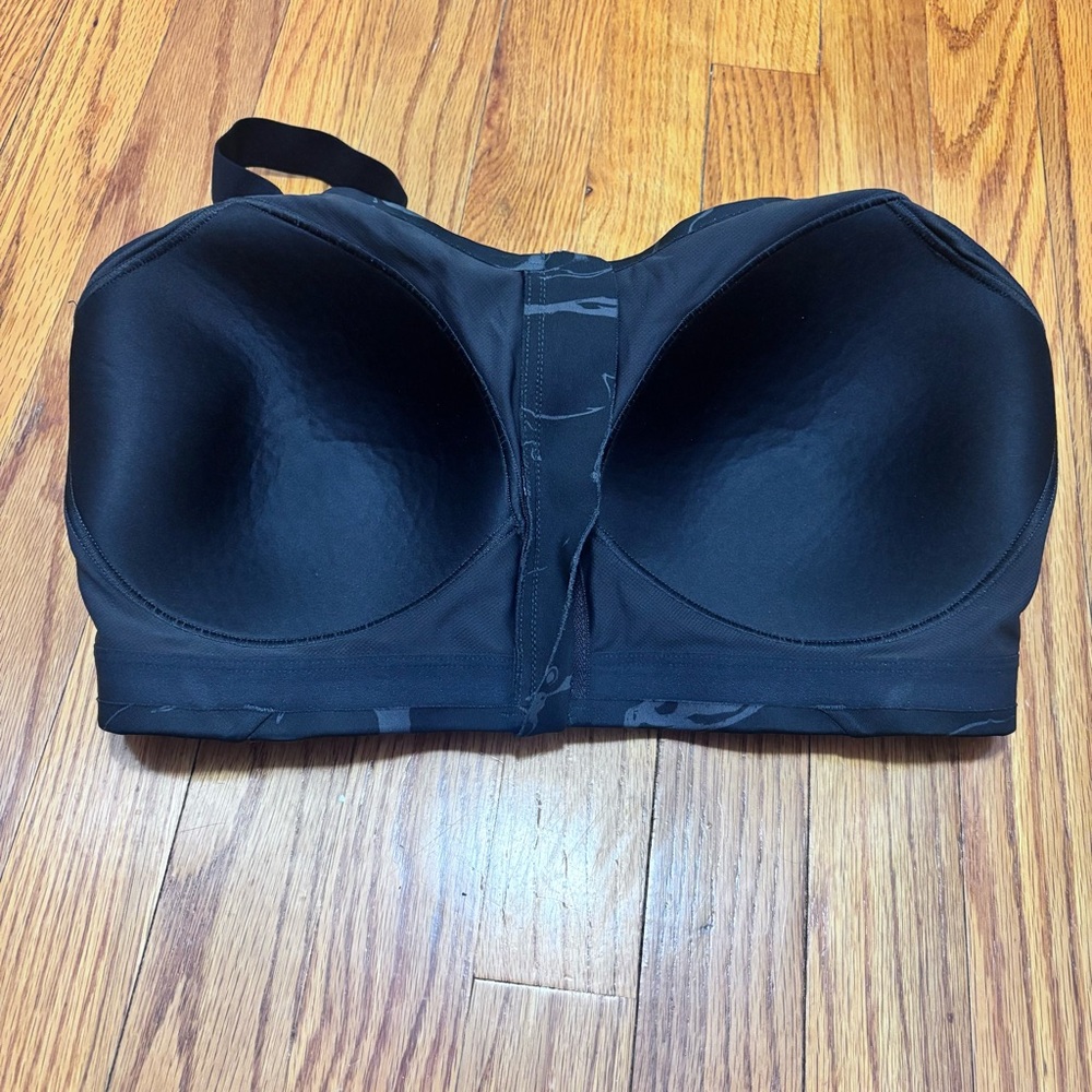 All In Motion 38DD Sports Bra Wireless Black - Picture 3 of 6